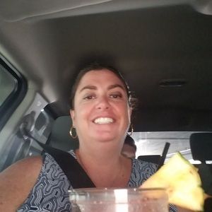 Meet your Posher, Deanna